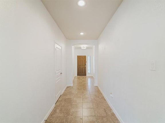 5th image of 25806 Foxrun Vista Dr
