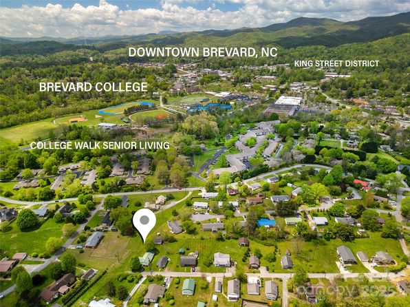 128 Summit St, Brevard, NC 28712