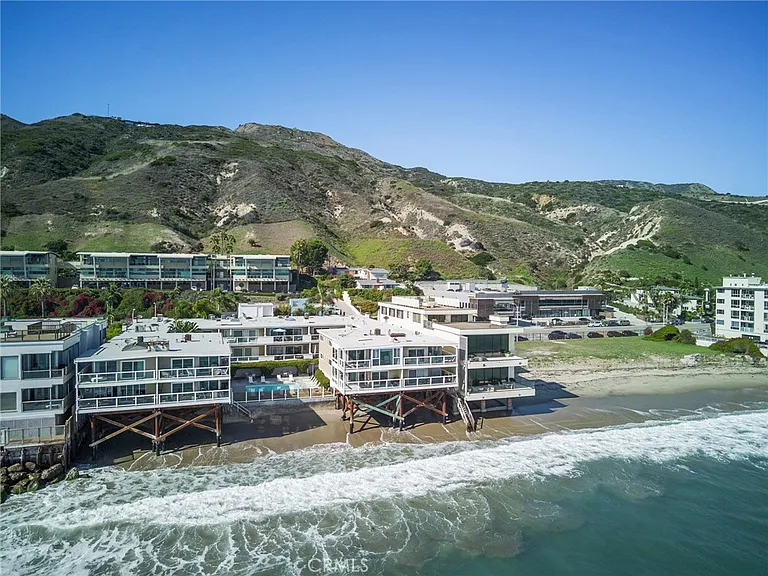 22626 Pacific Coast Hwy #9 — Photo 29