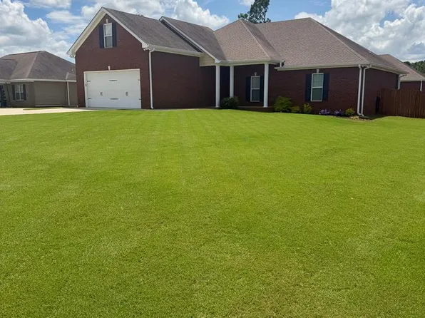 105 Diamond Fields Dr, Troy, AL 36079