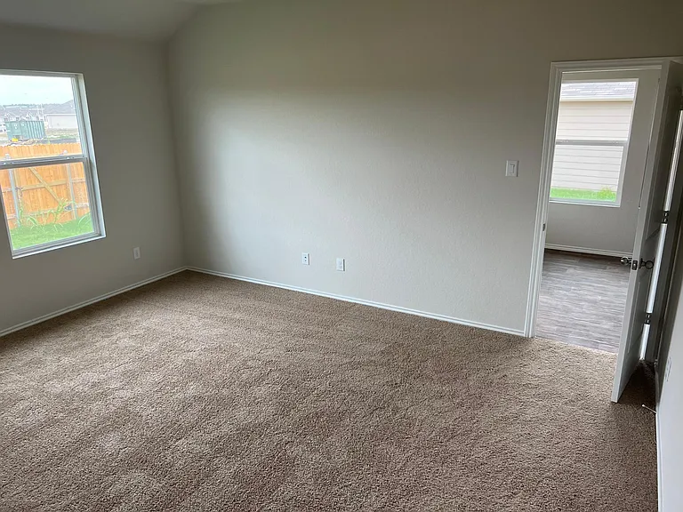 205 Lily Pond Trl — Photo 30