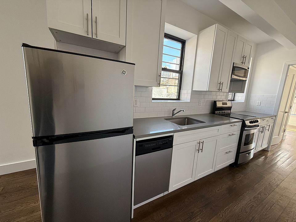 1st image of 119 W 15th St APT 6FE