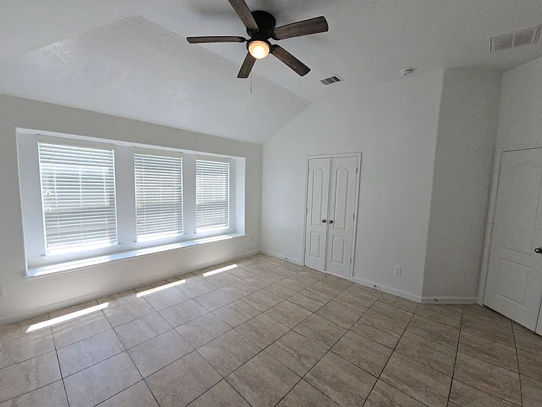1306 Squire Dr — Photo 5