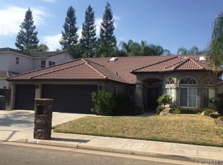 2148 W Beechwood Ave, Fresno, CA