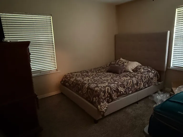 1608 Red Bud Ln — Photo 16