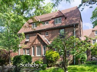 2 Overhill Rd, Forest Hills Gardens, NY 11375