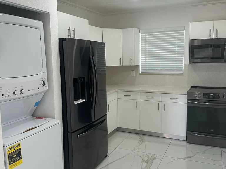 2551 NW 13th St #25 — Photo 13