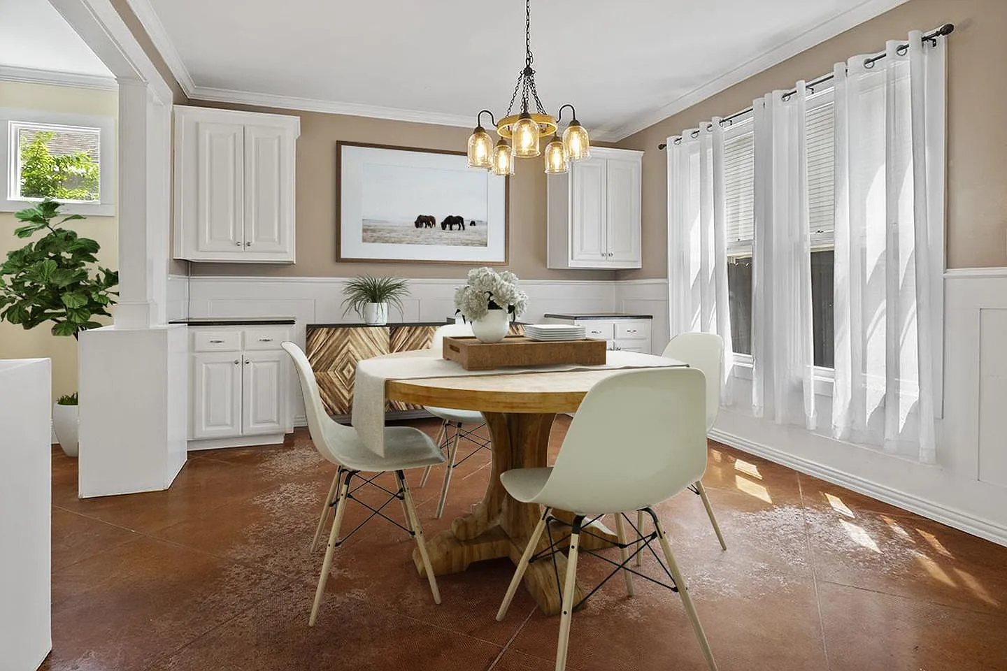 Modern four square Fort Worth home in Fairmount Historic District — Photo 3