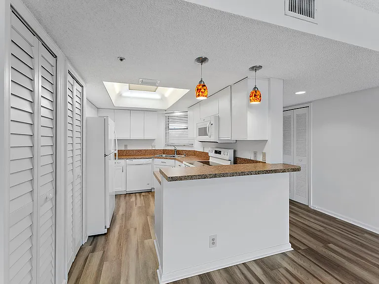 700 Uno Lago Dr #404 — Photo 51