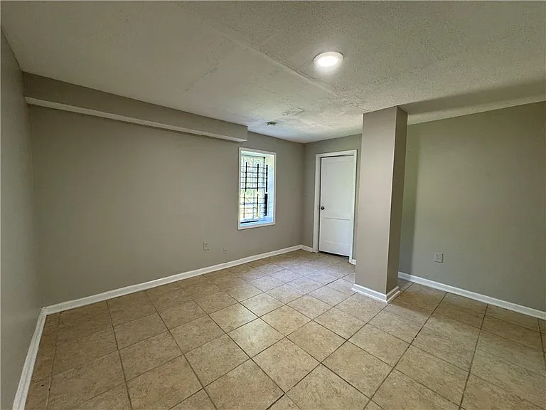 1580 Childress Dr SW — Photo 8