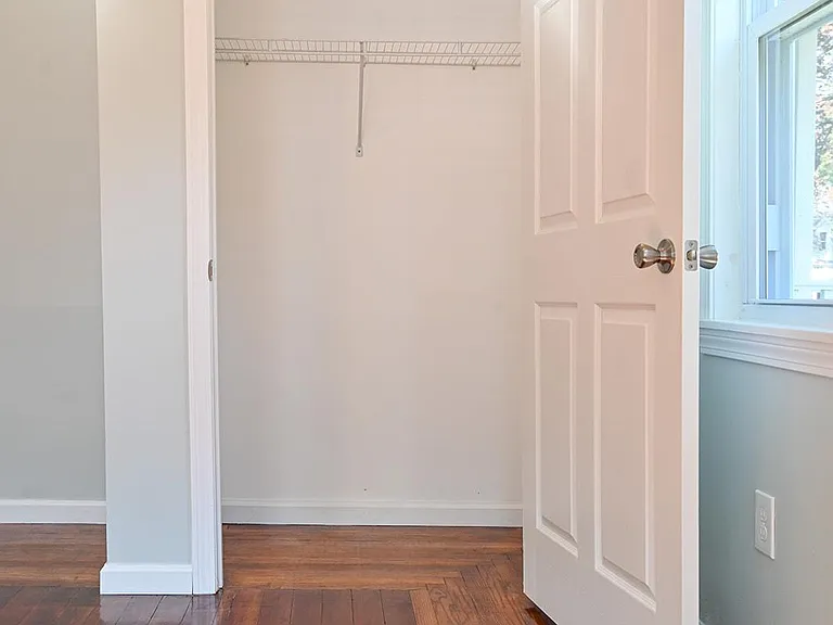 22 Chestnut St #1 — Photo 18