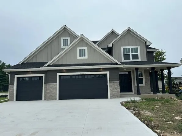 N55W23910 Johanssen COURT, Pewaukee, WI 53072