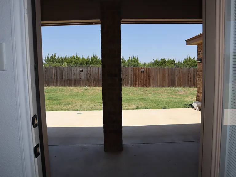 5207 Colina Dr — Photo 38