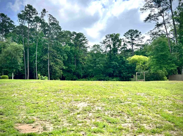 Doe Run Dr, Tallahassee, FL 32312