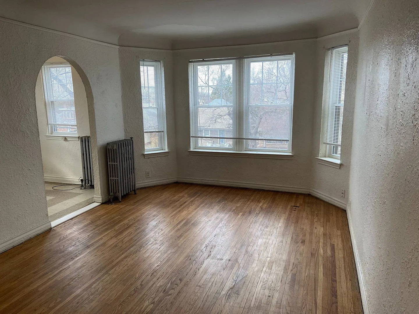 120 Glynn Ct. - FDR Seward Glynn — Photo 2