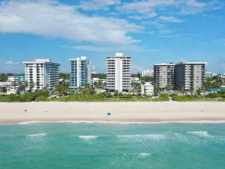9225 Collins Ave #1407