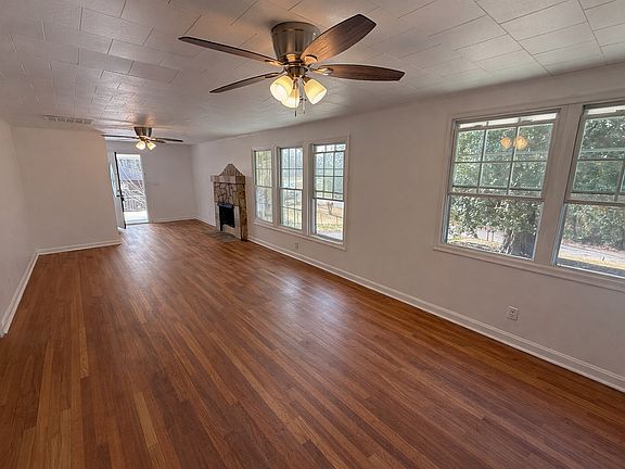5th image of 165 Bankston Rd #1