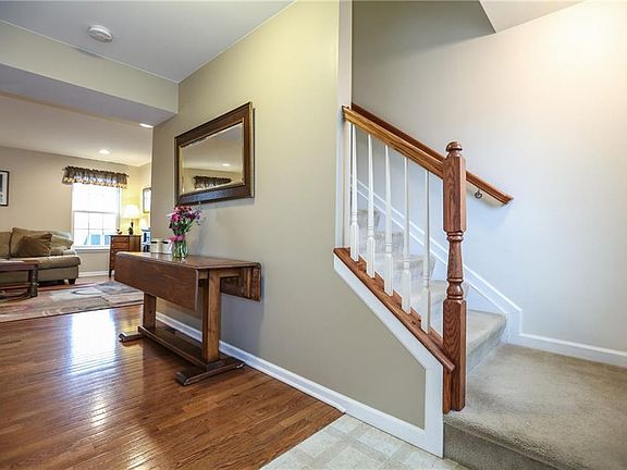 2nd image of 5197 Overlook Ln