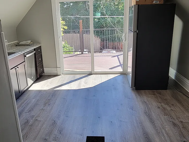 1042 N Clarkson St #2 — Photo 8