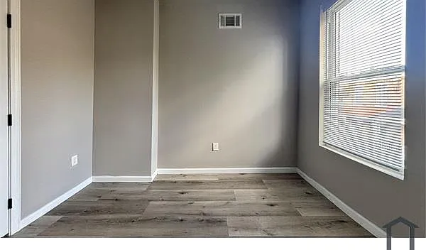 112 N Wilton St — Photo 1