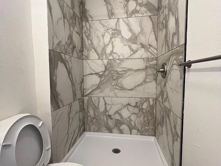 1523 Thornwood Dr #A — Photo 6