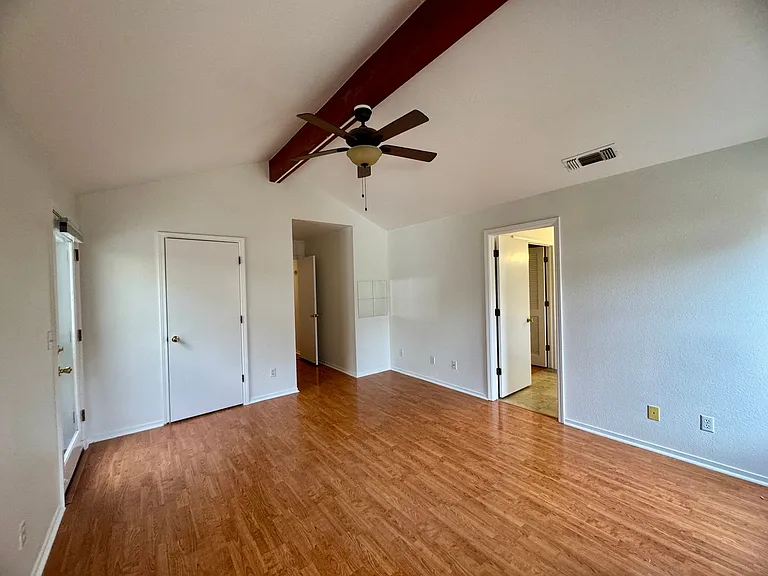 2923 Avila Bay Pl — Photo 22