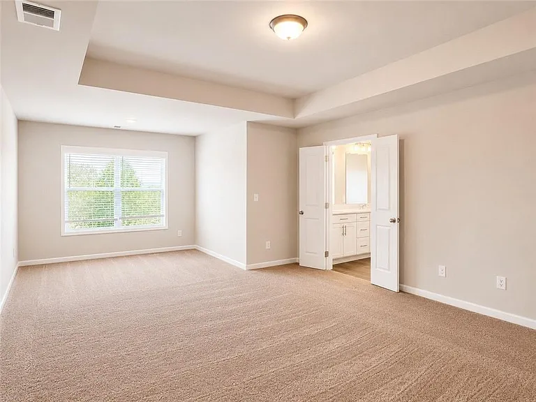 123 Mill Pond Ln — Photo 16
