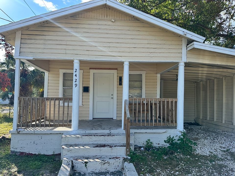 1st image of 2429 20th Ave