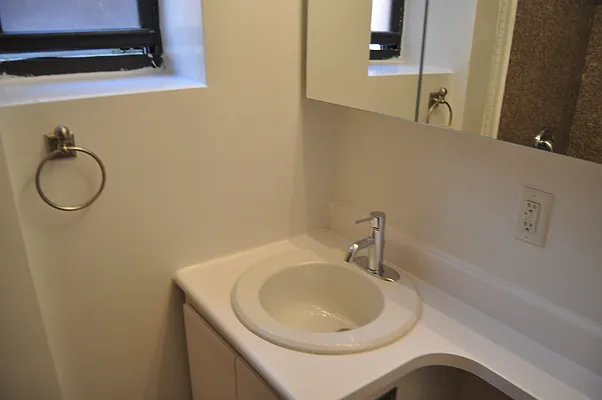 Rented by Sky Management | media 46