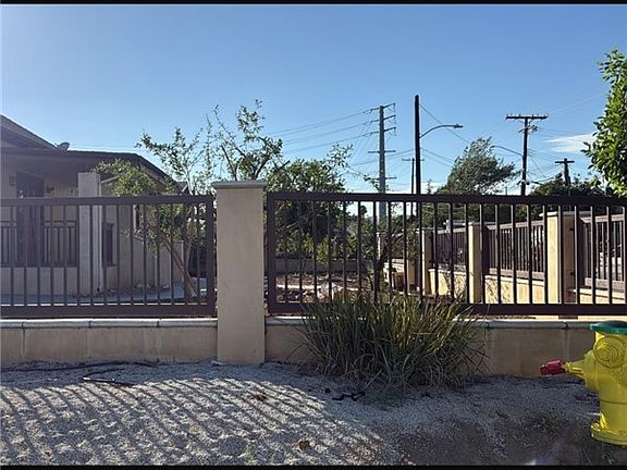 5th image of 3112 1st St