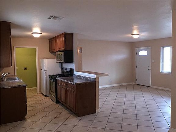 4th image of 3721 Atlas Ave