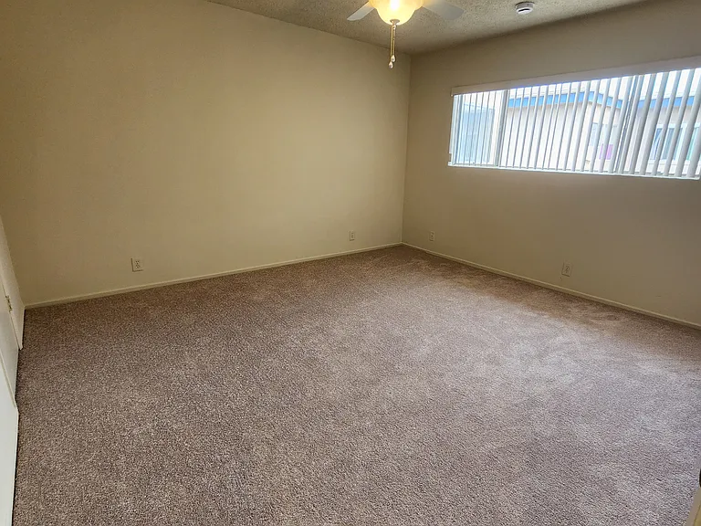 14260 Roscoe Blvd #8 — Photo 8