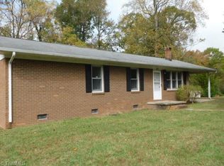 165 Sunset Dr, Troy, NC 27371