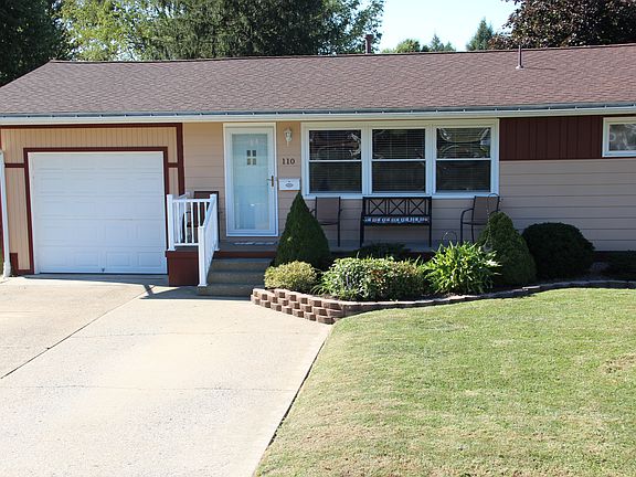 3rd image of 110 Circle Dr