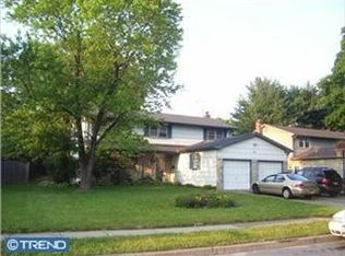16 S Syracuse Dr, Cherry Hill, NJ 08034