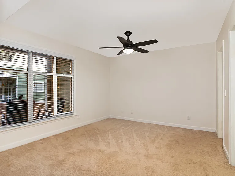 1211 Westview Ln #106 — Photo 8