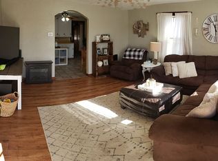 617 E Maupin St, Bolivar, MO 65613