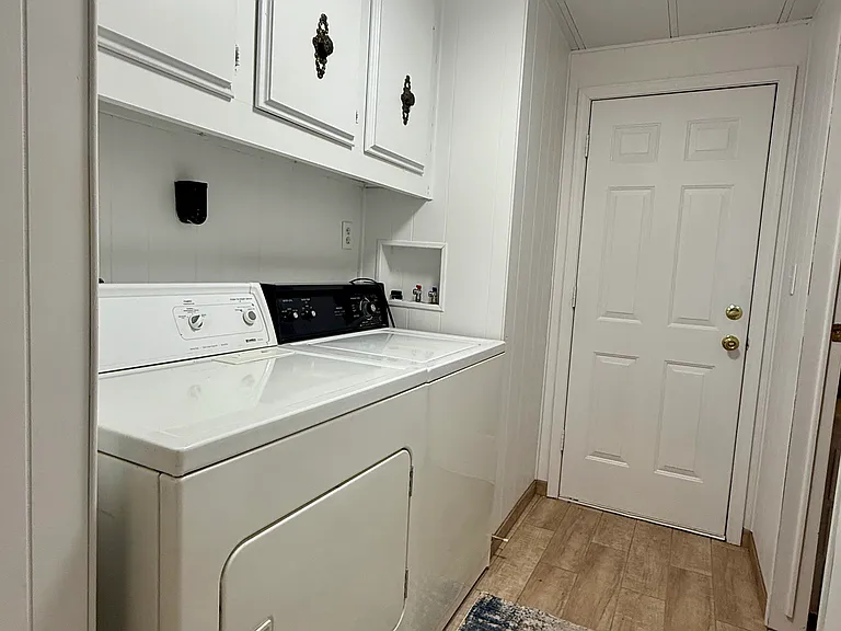10584 E Amber Dr — Photo 8