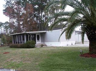 1993 Torres Ln, Lillian, AL 36549