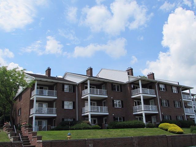 1st image of 18 W Terrace Ave APT 2