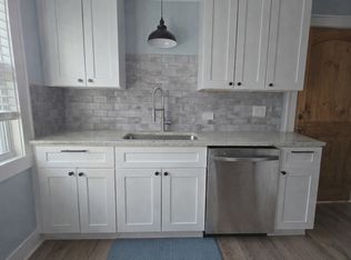 1662 Eddington Rd #2, Cleveland, OH 44118