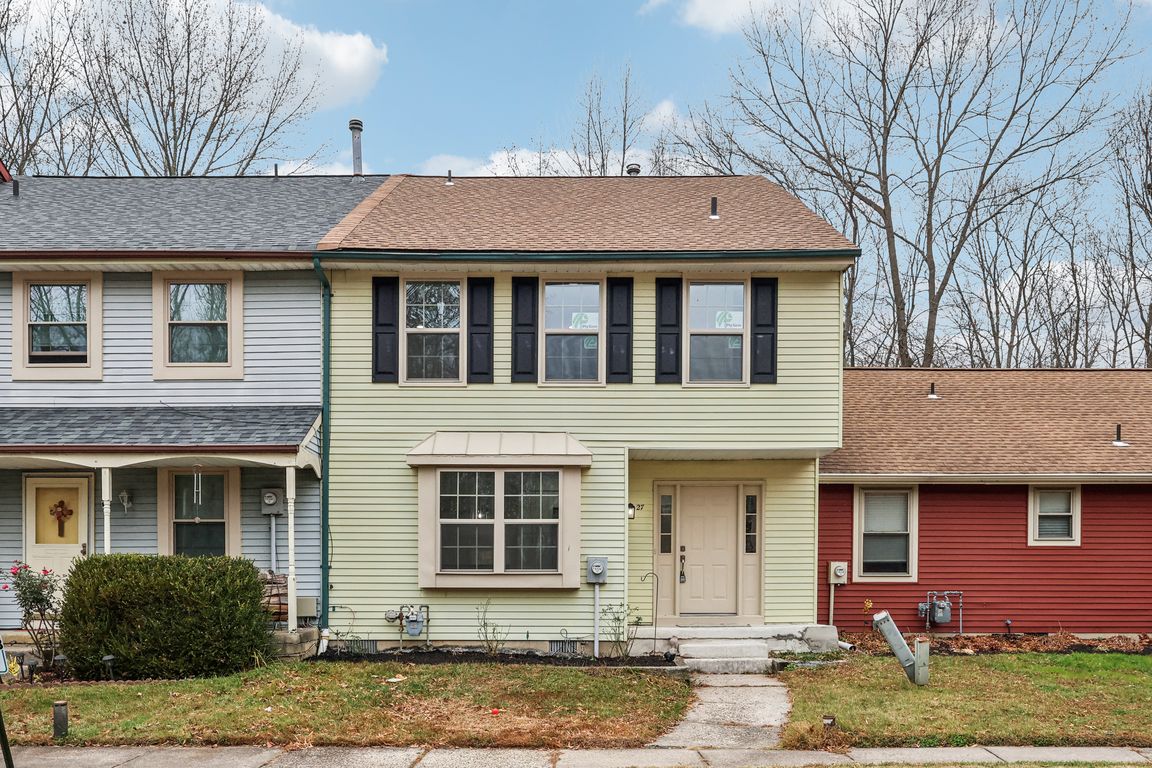 Fawnhollow Ct-S2611-001.jpg