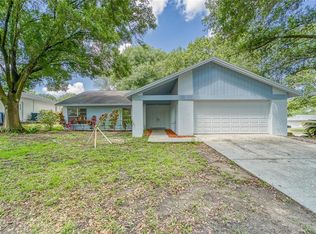 620 Valley Hill Dr, Brandon, FL 33510