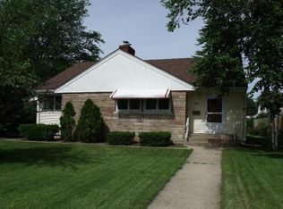 8946 Branton Ave, Highland, IN 46322