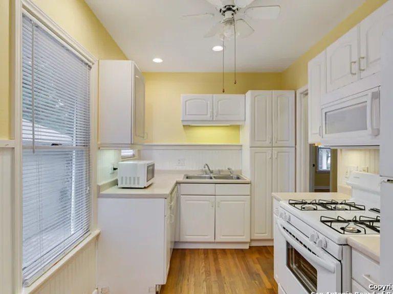 415 N Meadowlane Dr — Photo 11