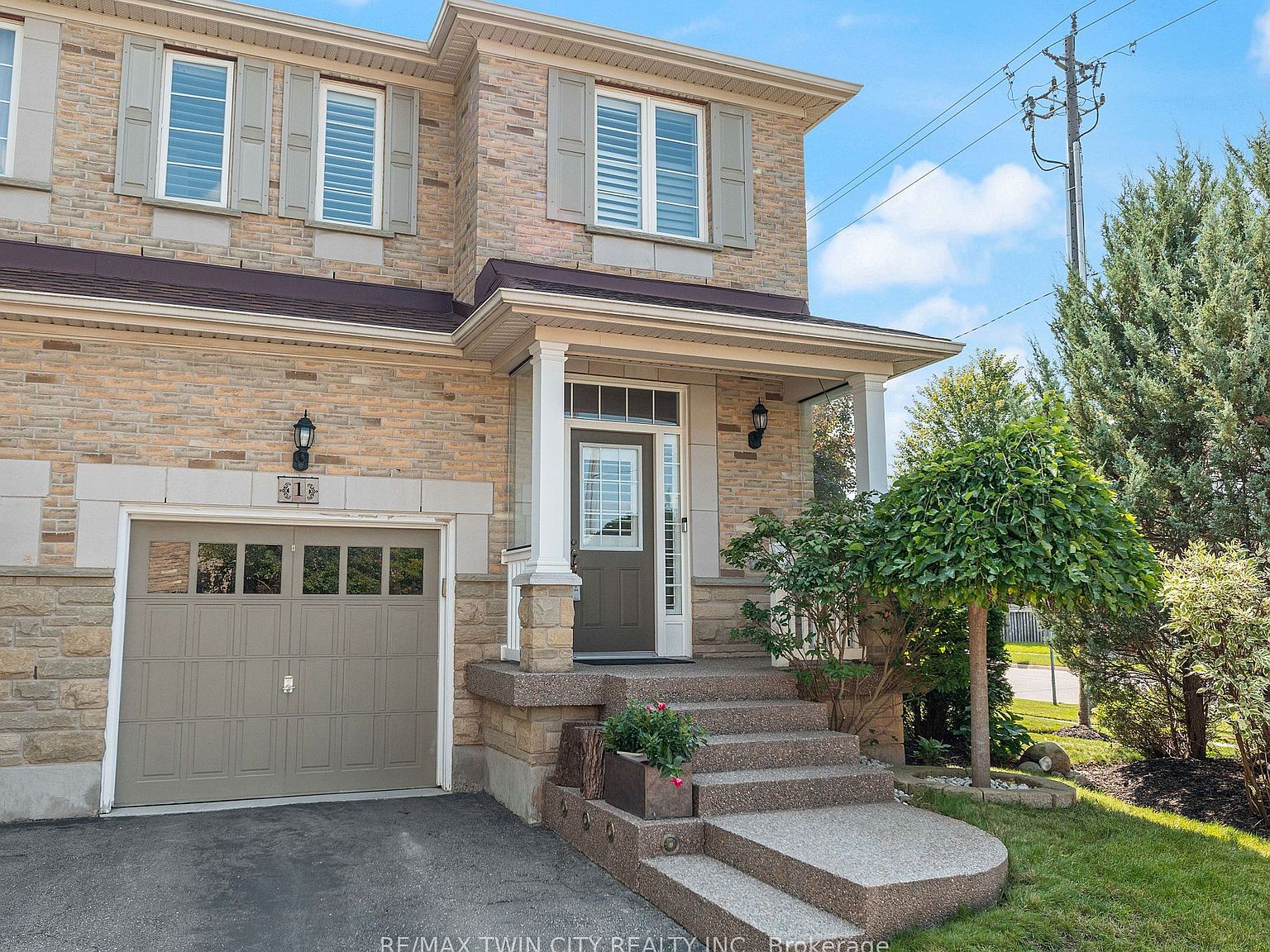 28 Doon Mills Dr 1, Kitchener, ON N2P 2W9 MLS X7018186 Zillow