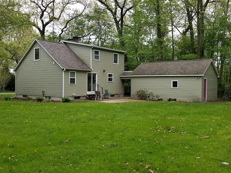 2nd image of 14854 Mercury Dr