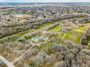 4101 Curry Rd, Arlington, TX 76001