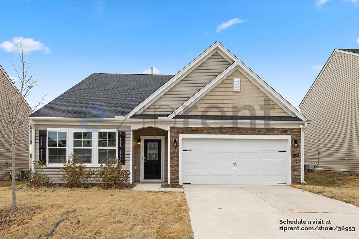 3 bed, 1902 sqft, $2,110 — Photo 1