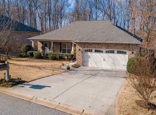 691 W Heatherstone Ln, Roebuck, SC 29376